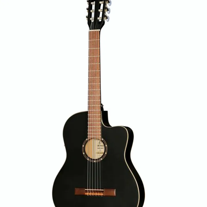 Análisis Ortega RCE125SN-SBK: sonido, construcción y relación calidad-precio