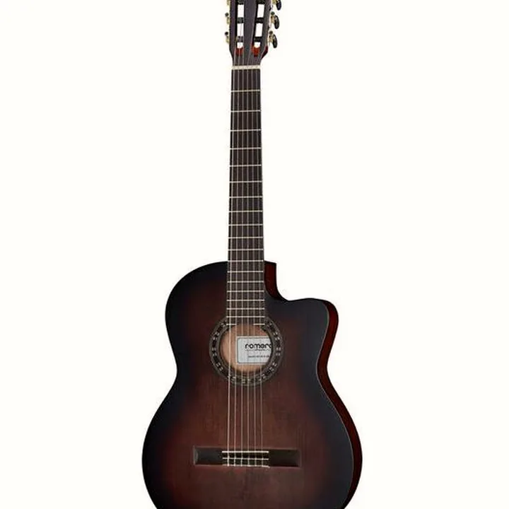 Test completo de la guitarra La Mancha Granito 32-CEN-AB 4/4 con pastilla