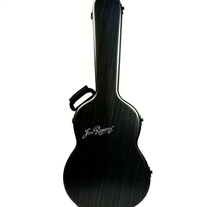 Ramirez Tradicional 1A w. case