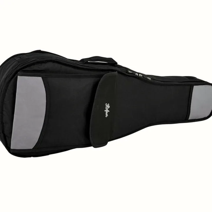 Höfner HF 13-1/2 Classical w/GigBag