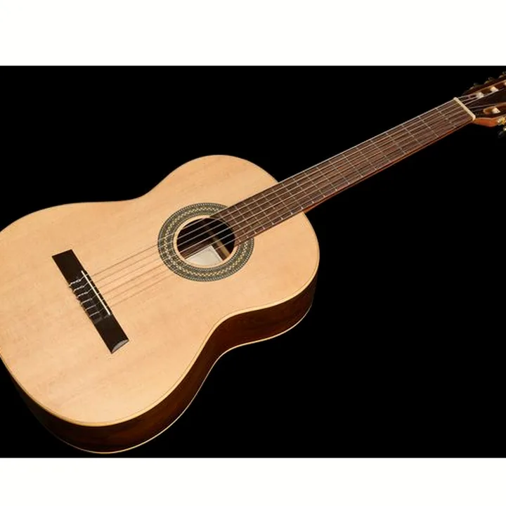 Höfner HF18 Classical w/GigBag