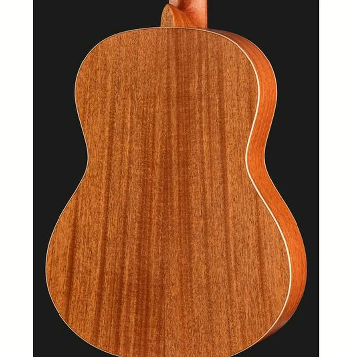 La Mancha Rubi CM Armrest Edition