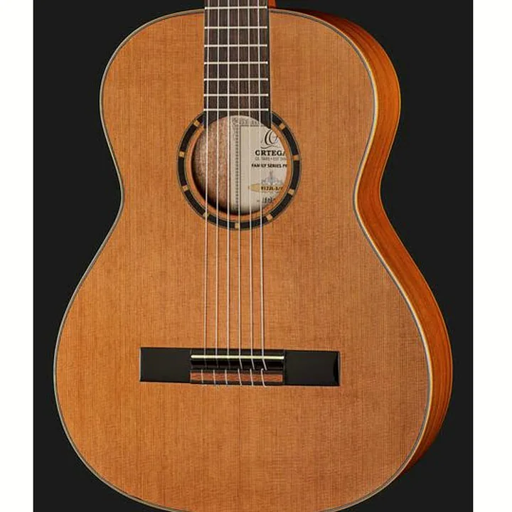 Ortega R122L-3/4